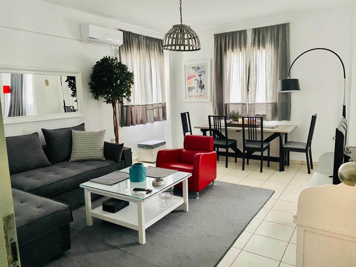 Gianna'S Apartment Central Aigio Cozy And Shining Kültér fotó
